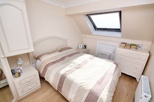 Bedroom- click for photo gallery